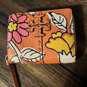Tory Burch McGraw printed bi-fold wallet